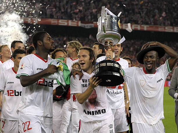 众的助威声 众的助威声